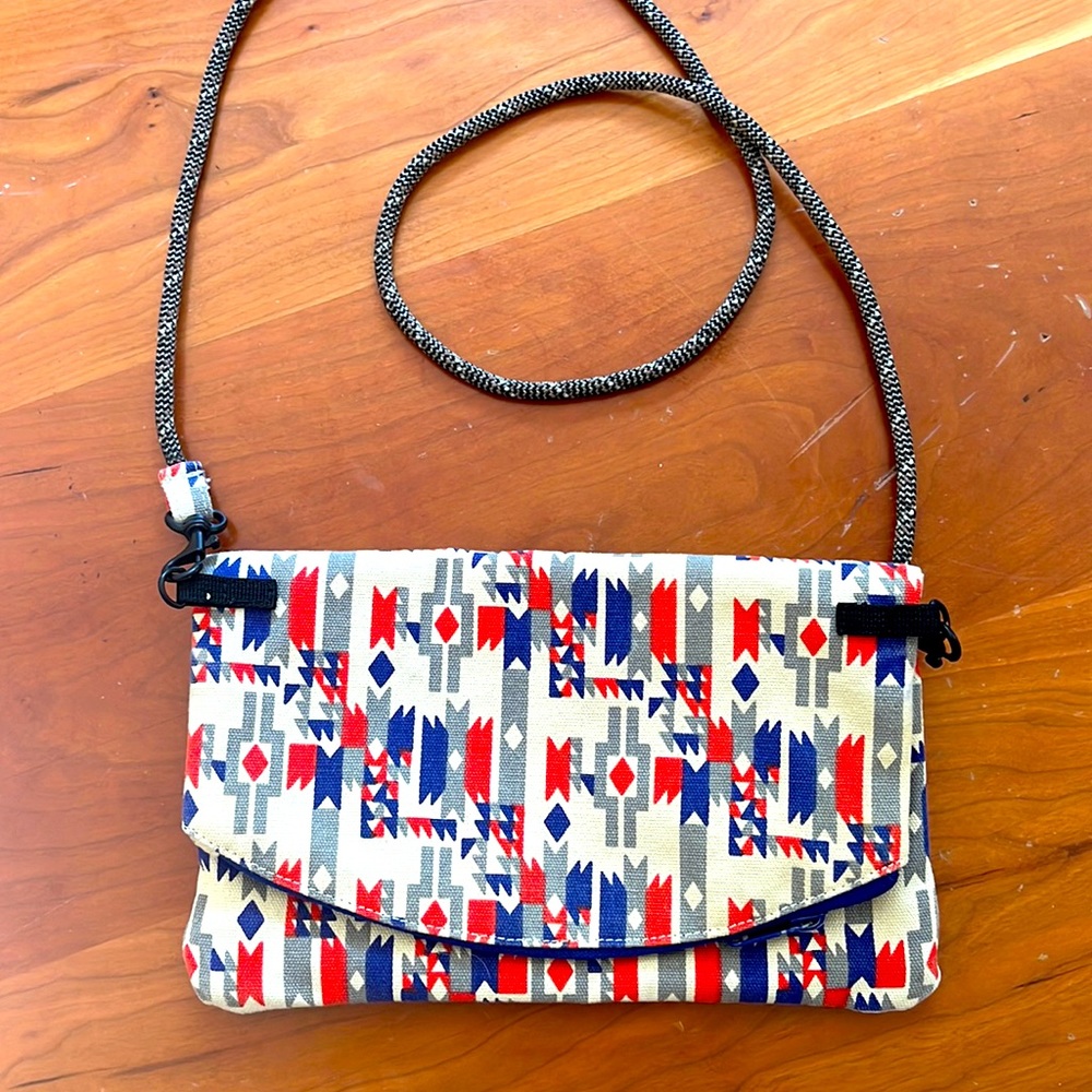 KAVU slingaling women’s purse